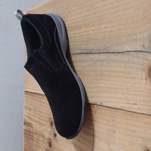 Lands' End Black Suede Slip On Comfort Shoes Size 9B
